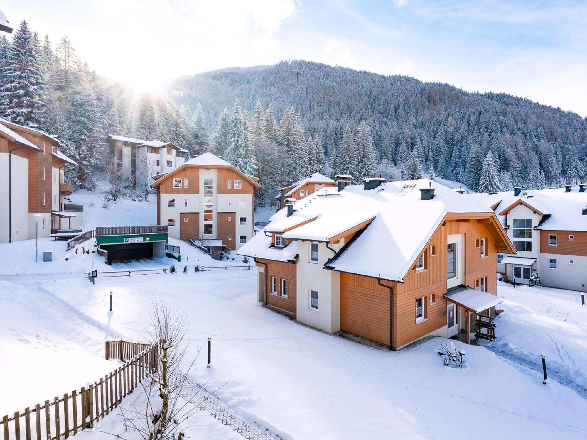 Hotel Landal Bad Kleinkirchheim Exterior foto