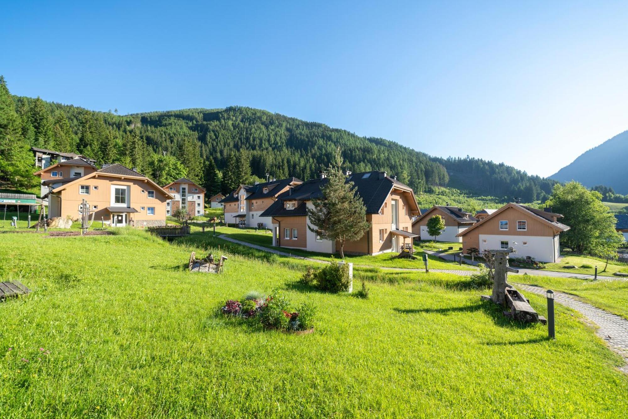 Hotel Landal Bad Kleinkirchheim Exterior foto