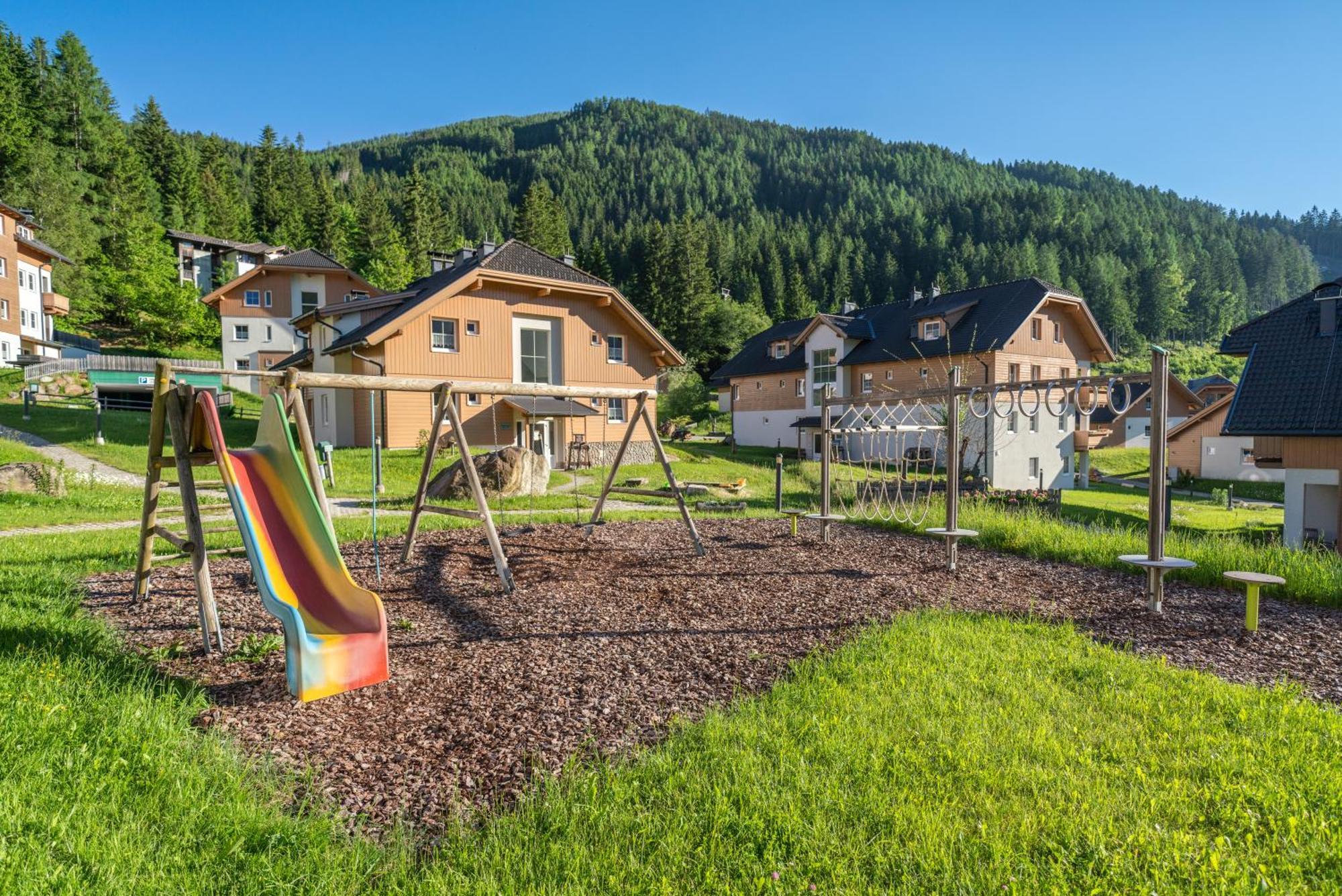 Hotel Landal Bad Kleinkirchheim Exterior foto